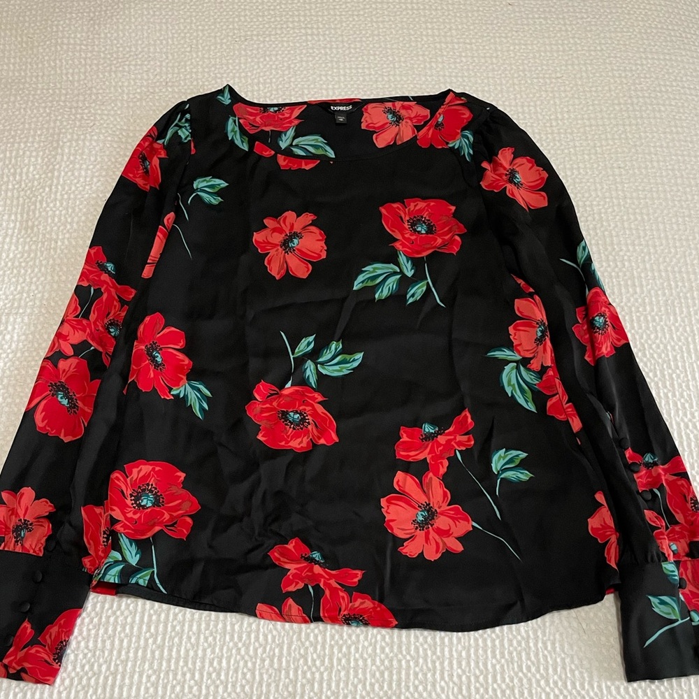 Flower silk blouse with button sleeves express XS